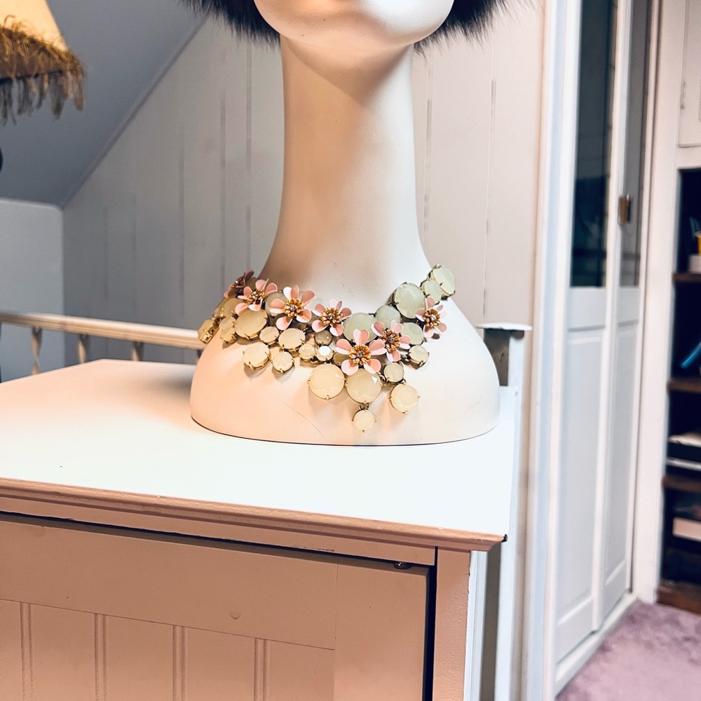 Vintage 2000’s JCrew Pink Blossom Necklace